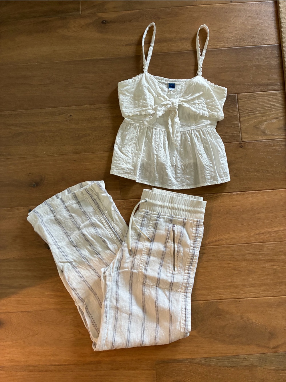 Women’s Athleta Grey Striped Linen Pants + Old Navy Tank Top
